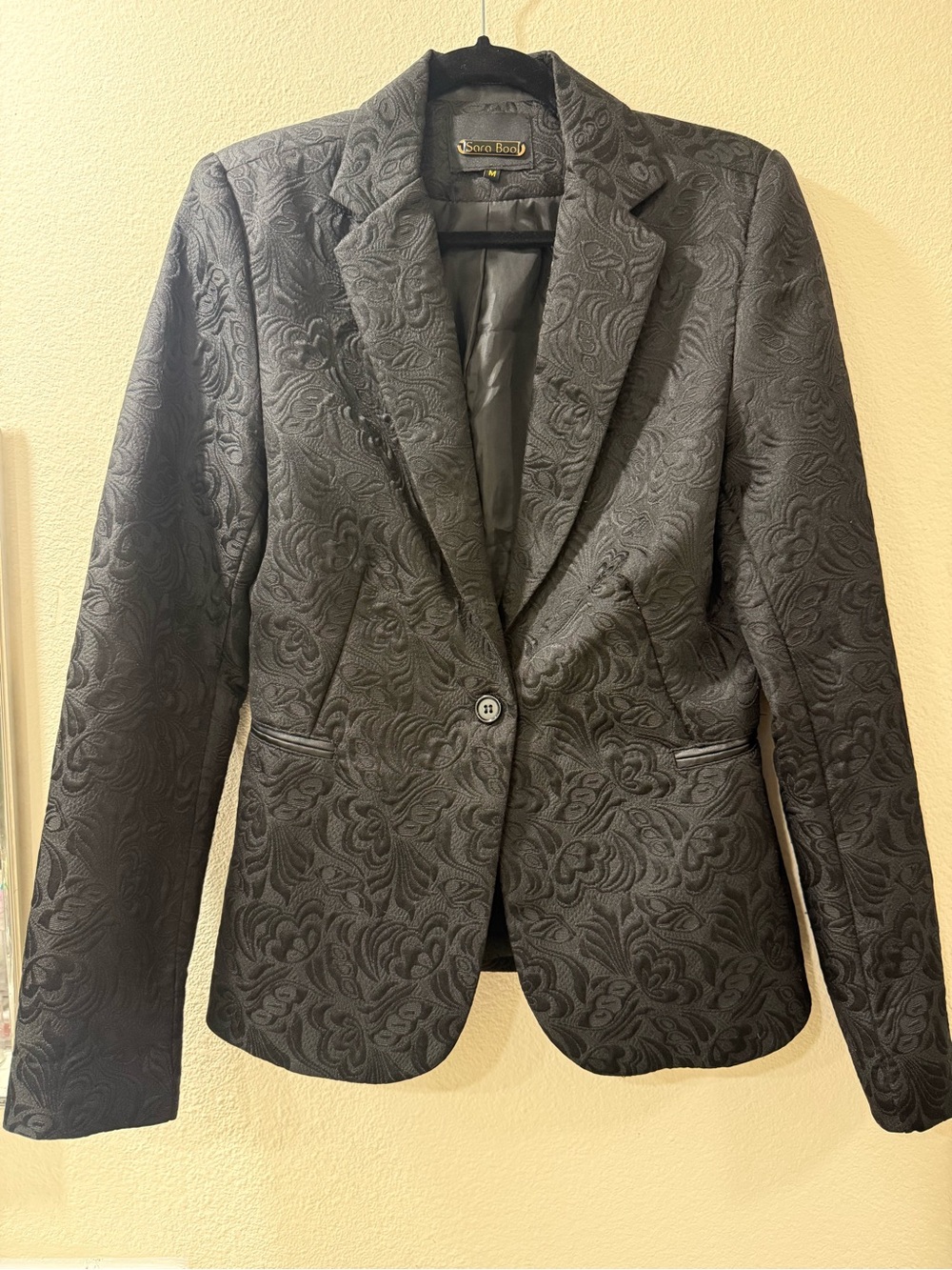 Black Floral Jacquard Blazer